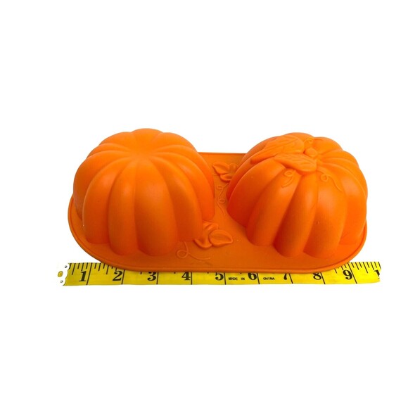Pumpkin Silicone 3D Pumpkin Cake Pans Baking Molds 2 pc Halloween Thanksgiving - Picture 4 of 7